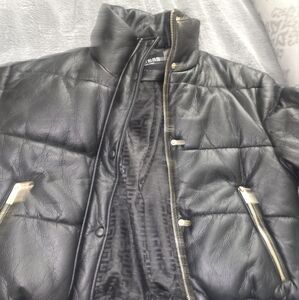 Guess puffer jacket